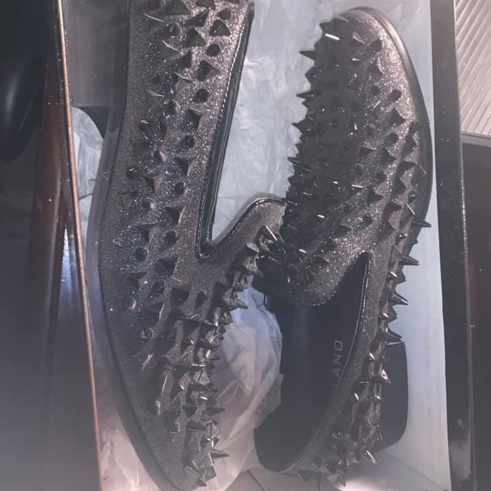 Spiked sparkle men’s dress shoes